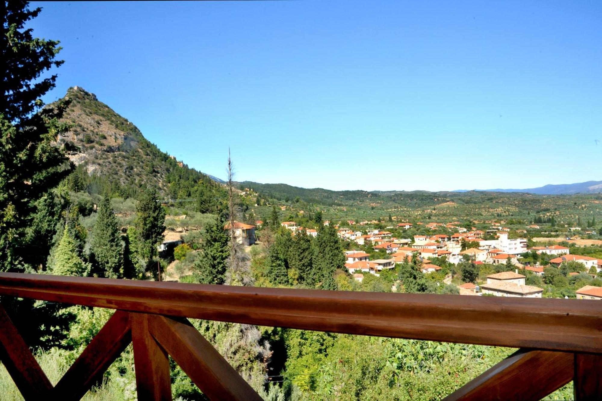 Luxury Stone Villa in Mystras Esterno foto