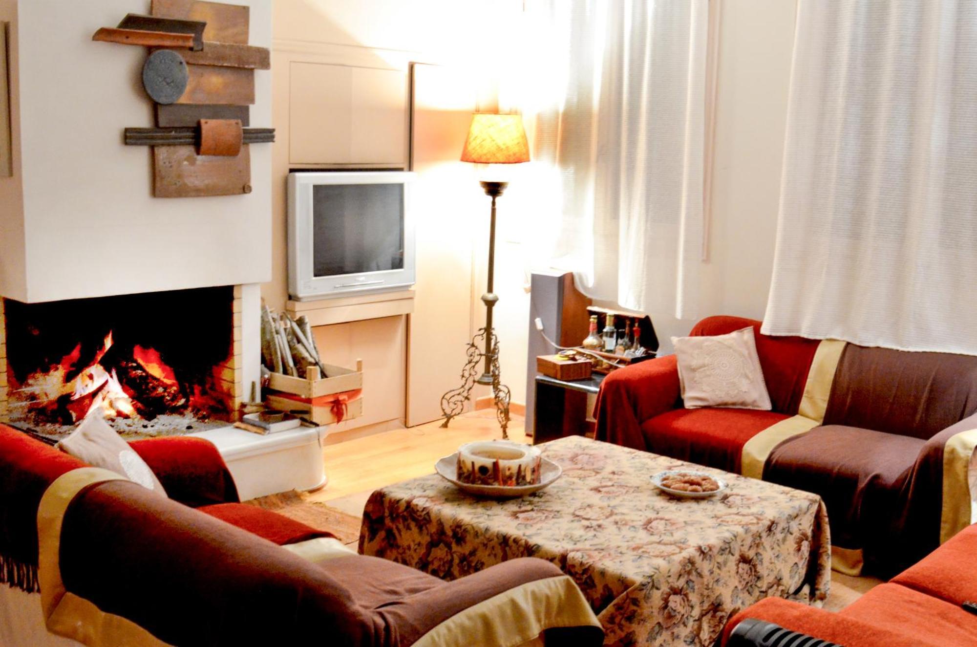 Luxury Stone Villa in Mystras Esterno foto